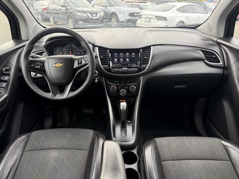 Used 2021 Chevrolet Trax LT image 23