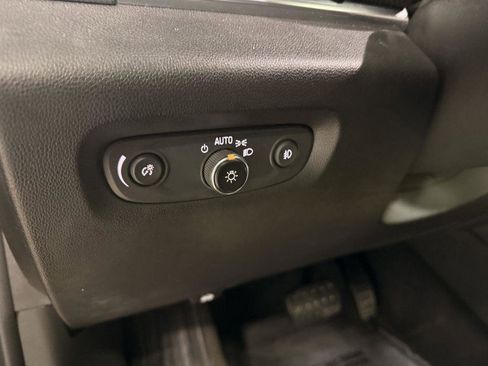Used 2019 Chevrolet Traverse Premier w/ Redline Edition AWD/4WD image 14