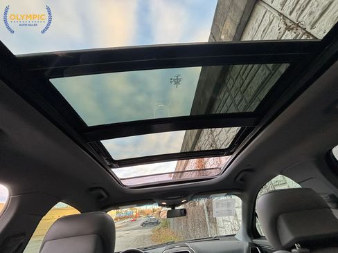 Used 2019 Lincoln Nautilus Reserve image 37