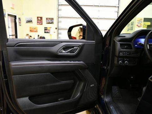 Used 2024 Chevrolet Tahoe RST w/ RST Performance Edition image 28