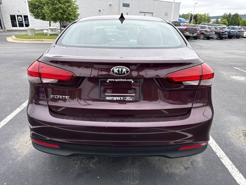 Used 2018 Kia Forte LX FWD image 6