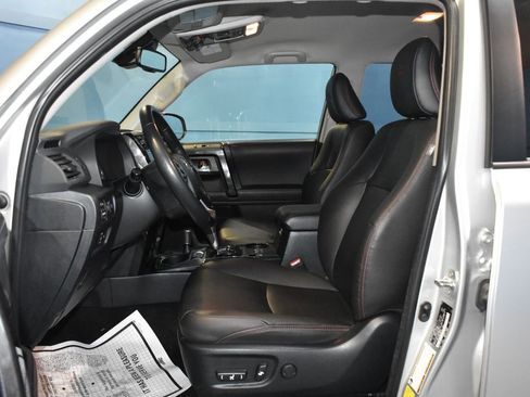 Used 2024 Toyota 4Runner TRD Off-Road Premium image 34