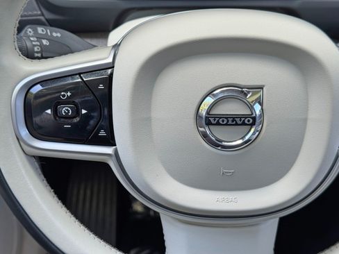 Used 2022 Volvo XC90 T8 Inscription w/ Advanced Package AWD/4WD image 20