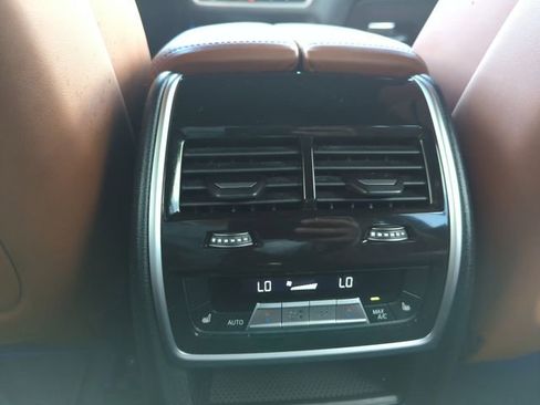 Certified 2023 BMW X7 xDrive40i w/ Executive Package image 15