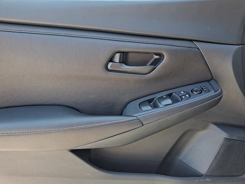 Used 2024 Nissan Sentra S FWD image 12