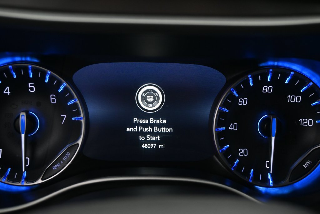 Used 2026 Chrysler Pacifica Select FWD image 17