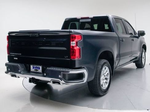Used 2024 Chevrolet Silverado 1500 LT w/ Z71 Off-Road Package AWD/4WD image 7
