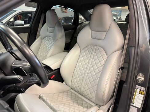Used 2018 Audi S6 Prestige w/ S Sport Package AWD/4WD image 30