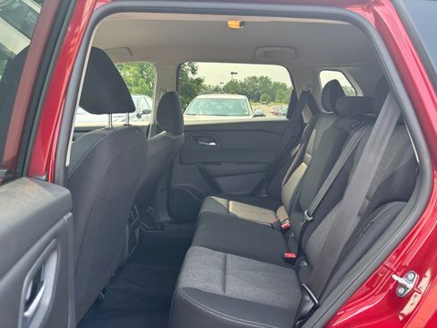 Certified 2026 Nissan Rogue SV AWD/4WD image 13