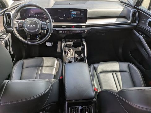 Certified 2025 Kia Sorento SX FWD image 14