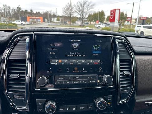 Used 2024 Nissan Titan Platinum Reserve w/ Moonroof Package image 17