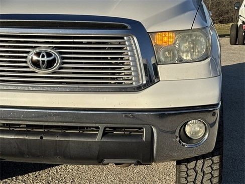 Used 2013 Toyota Tundra Platinum image 9