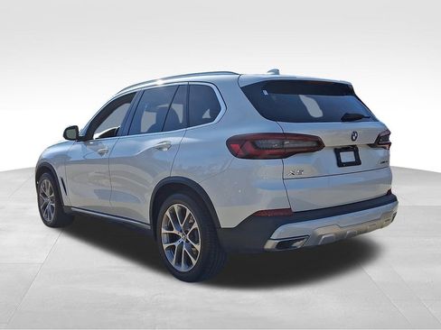 Used 2021 BMW X5 xDrive40i w/ Convenience Package AWD/4WD image 4