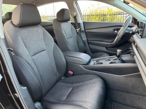 Certified 2023 Honda Accord LX image 27