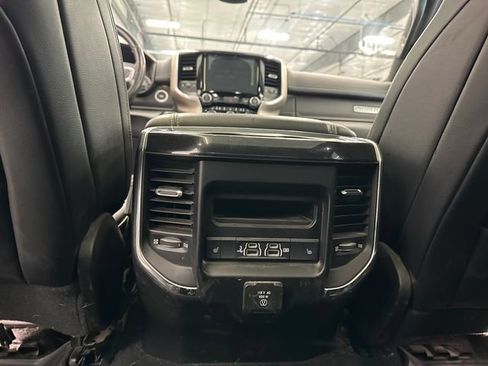 Used 2019 RAM 1500 Laramie AWD/4WD image 30