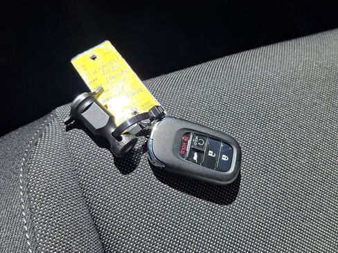 Certified 2025 Honda CR-V EX image 18