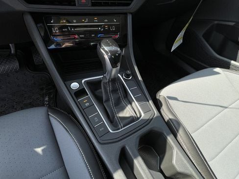 New 2026 Volkswagen Jetta SE FWD image 15