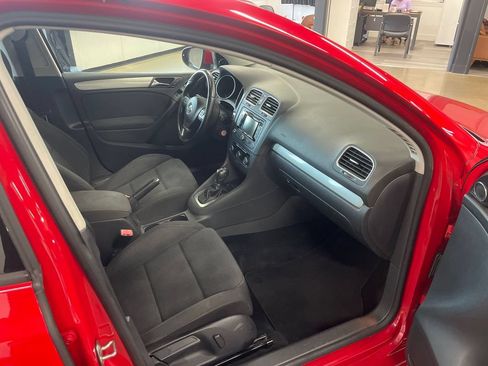 Used 2013 Volkswagen Golf TDI FWD image 50