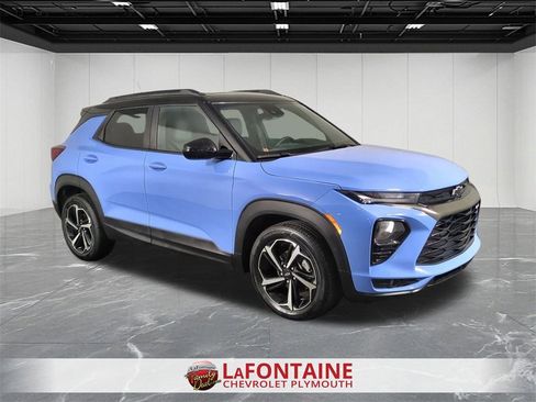 Certified 2023 Chevrolet TrailBlazer RS w/ Sun and Liftgate Package image 2