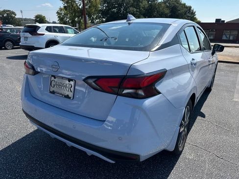 New 2025 Nissan Versa SV w/ Trunk Package FWD image 3