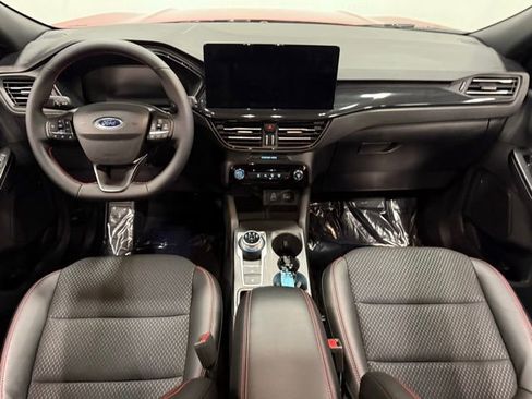 Used 2025 Ford Escape ST-Line w/ Tech Pack #1 image 32