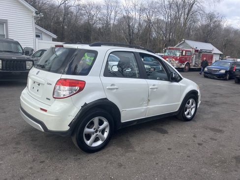 Used 2009 Suzuki SX4 AWD Hatchback image 7