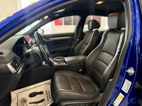 Used 2021 Honda Accord Sport image 12