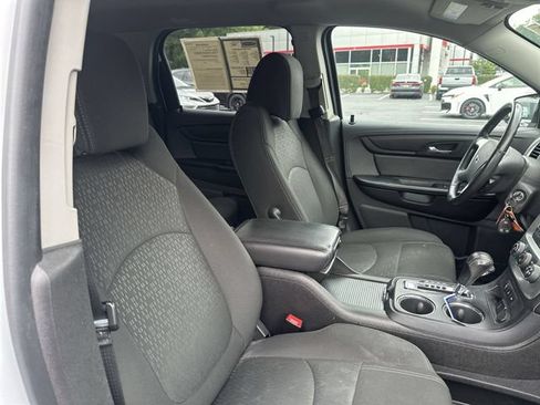 Used 2016 GMC Acadia SLE AWD/4WD image 28