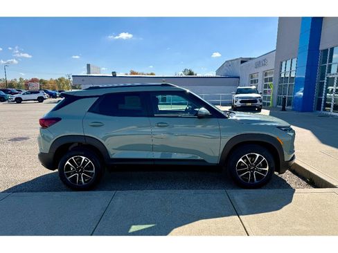 New 2026 Chevrolet TrailBlazer LT w/ Convenience Package image 5