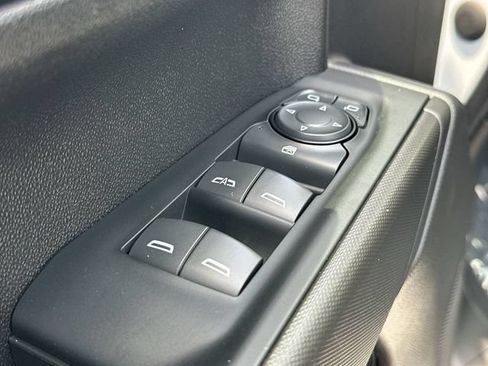 Certified 2023 Chevrolet Silverado 1500 Custom AWD/4WD image 22