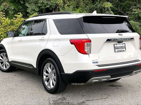 Certified 2020 Ford Explorer XLT w/ Equipment Group 202A RWD image 12