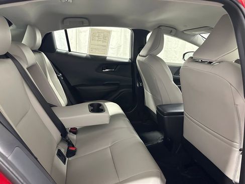 Used 2025 Toyota Prius XLE image 54