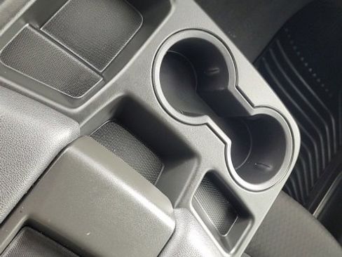 Used 2025 Chevrolet Silverado 1500 LT image 32