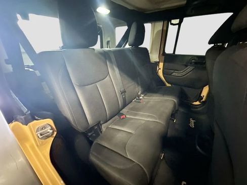 Used 2014 Jeep Wrangler Unlimited Sport w/ Quick Order Package 24S AWD/4WD image 24