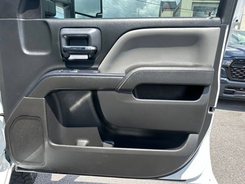 Used 2015 Chevrolet Silverado 3500 W/T w/ WT Convenience Package AWD/4WD image 21