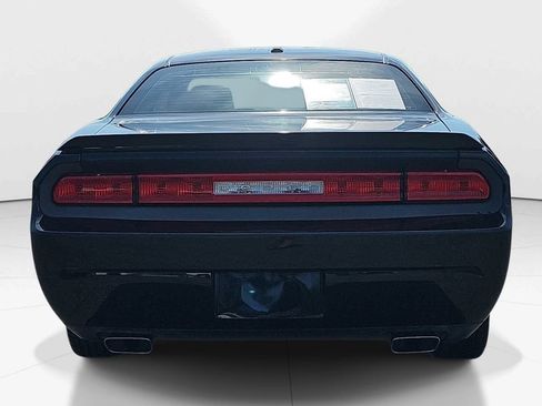 Used 2014 Dodge Challenger SXT Plus RWD image 7