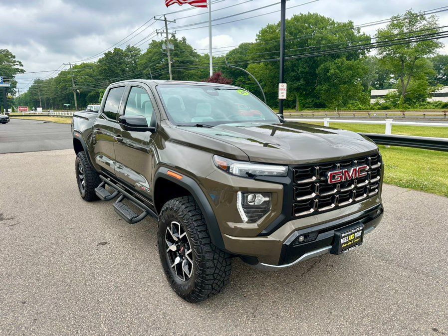 Used 2024 GMC Canyon AT4X AWD/4WD image 3