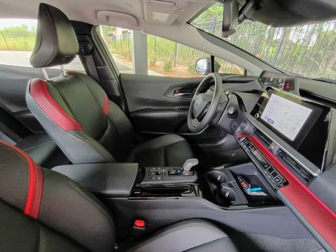 Used 2023 Toyota Prius Prime FWD image 48