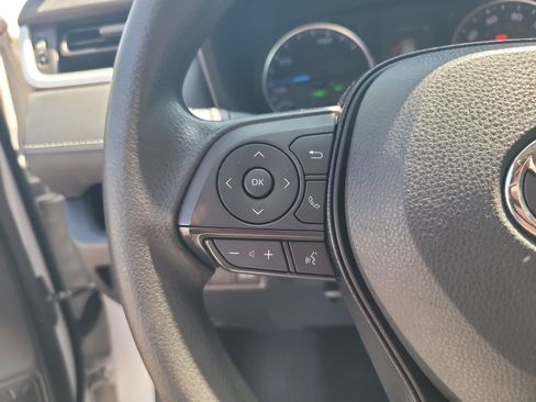 Used 2020 Toyota RAV4 XLE w/ Convenience Package AWD/4WD image 14