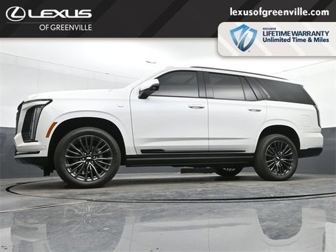 Used 2025 Cadillac Escalade Sport Platinum image 40