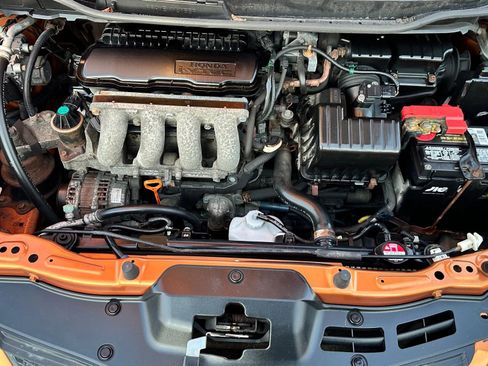 Used 2010 Honda Fit Sport image 11