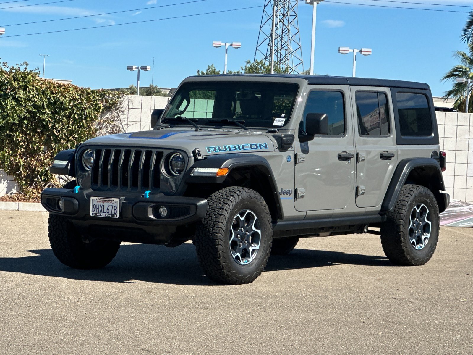 Used 2023 Jeep Wrangler Unlimited Rubicon 4xe AWD/4WD image 8