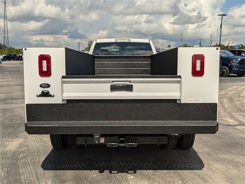 New 2024 RAM 5500 Tradesman image 6
