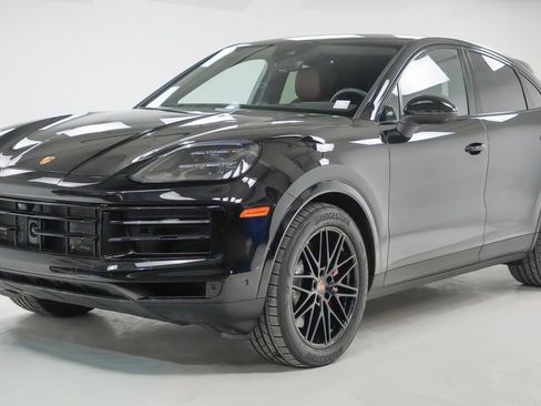 New 2025 Porsche Cayenne S image 1