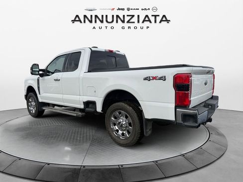Used 2023 Ford F250 Lariat w/ Chrome Package image 3