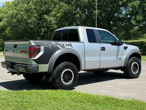 Used 2014 Ford F150 Raptor w/ Equipment Group 801A Luxury AWD/4WD image 9