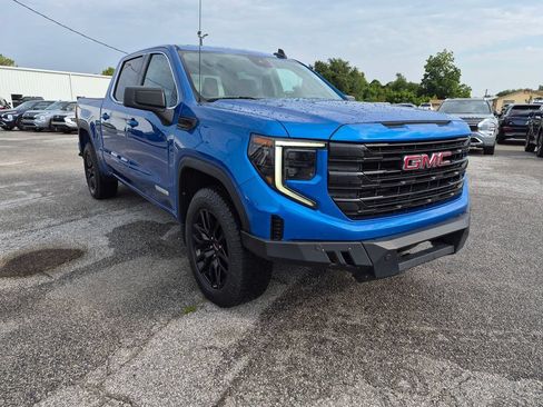 Used 2022 GMC Sierra 1500 Elevation AWD/4WD image 3