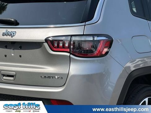 Used 2023 Jeep Compass Limited w/ Sun and Sound Group AWD/4WD image 12