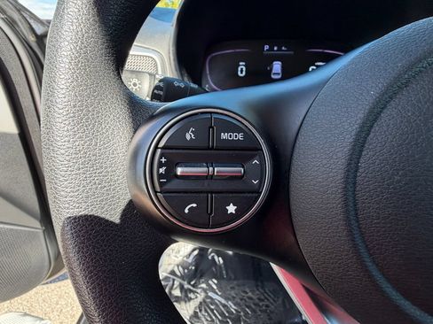 Used 2024 Kia Soul LX w/ Option Group 015 FWD image 23