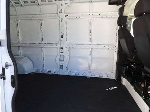 Used 2023 RAM ProMaster 2500 159 High Roof FWD image 46